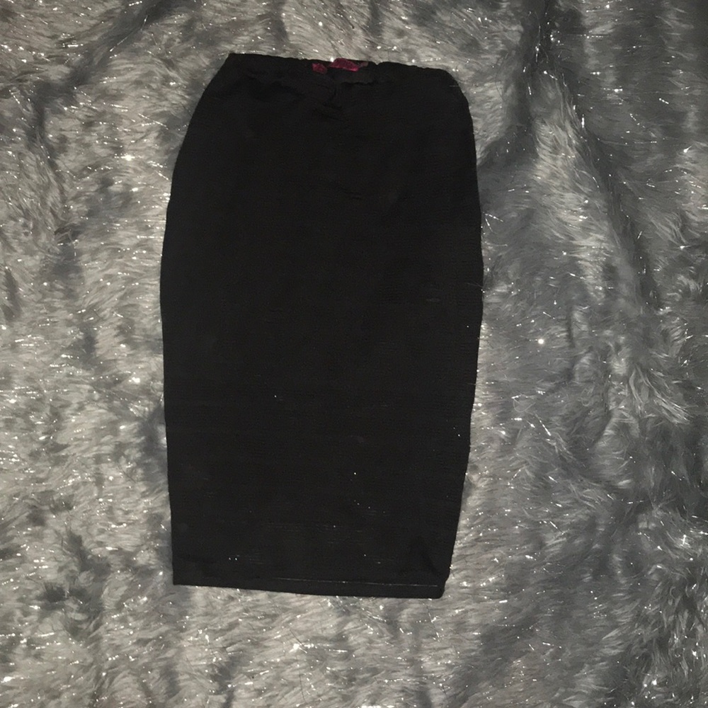 Black pencil skirt